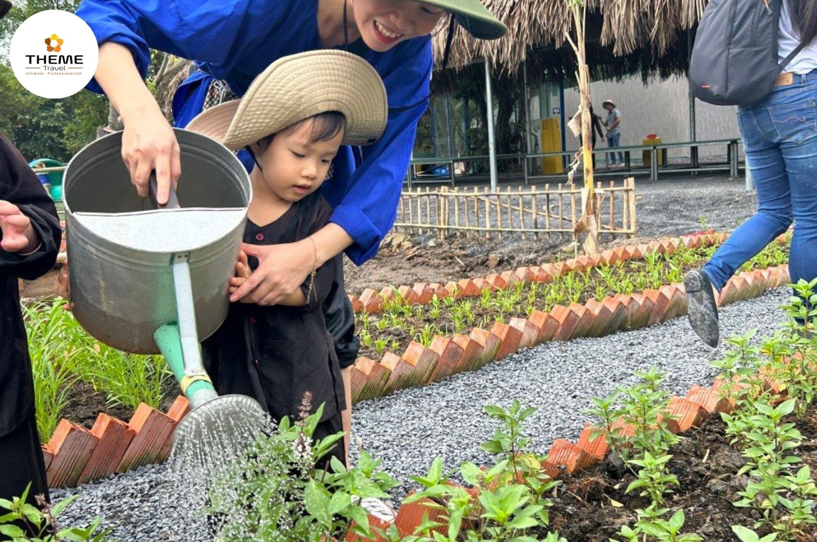 Tour tham quan nhà tù Phú Lợi - tour nông trại Pro farm 1 ngày