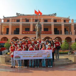 Tour Bến Nhà Rồng - Đầm Sen Nước, Trường Việt Hoa Quang Chánh