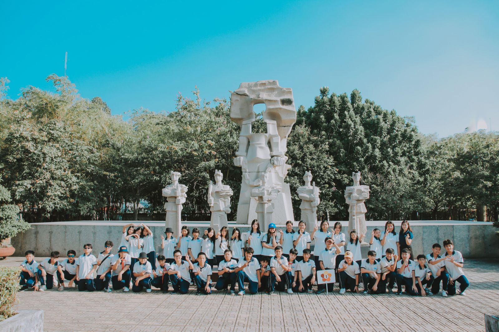 Tour nông trại Profarm-di tích ngã ba Giồng